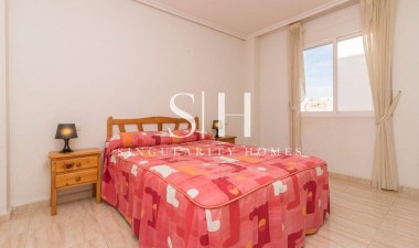 Перепродажа - Квартира / квартира - Torrevieja - Centro