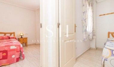 Перепродажа - Квартира / квартира - Torrevieja - Centro