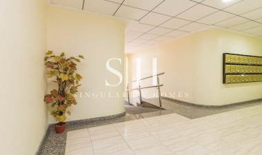 Перепродажа - Квартира / квартира - Torrevieja - Centro