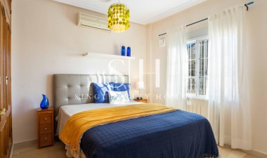 Перепродажа - Casa - Orihuela Costa - Los Almendros-La Florida