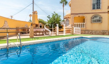 Перепродажа - Casa - Orihuela Costa - Los Almendros-La Florida