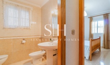 Перепродажа - Квартира / квартира - Orihuela Costa - Lomas de Cabo Roig-Los Dolses