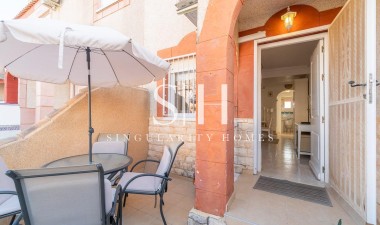 Återförsäljning - Hus - Orihuela Costa - Playa Flamenca