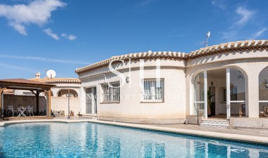 Resale - Villa - Orihuela Costa - Playa Flamenca