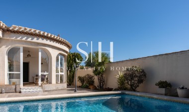 Resale - Villa - Orihuela Costa - Playa Flamenca