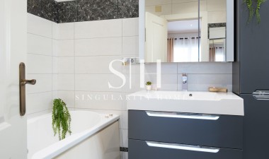 Resale - Villa - Orihuela Costa - Playa Flamenca