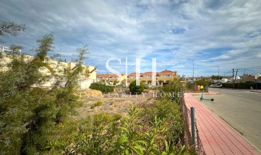 Återförsäljning - Plot - Orihuela Costa - La Florida