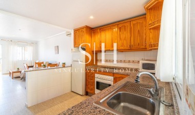 Återförsäljning - Bungalow - Orihuela Costa - Los Almendros-La Florida