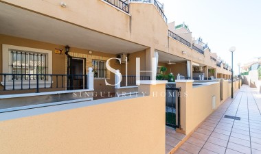 Återförsäljning - Bungalow - Orihuela Costa - Los Almendros-La Florida