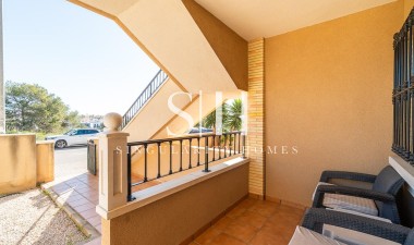 Återförsäljning - Bungalow - Orihuela Costa - Los Almendros-La Florida