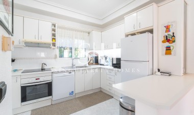 Resale - Villa - Orihuela Costa - Playa Flamenca