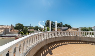 Resale - Villa - Orihuela Costa - Playa Flamenca