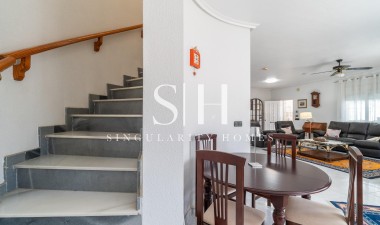 Resale - Villa - Orihuela Costa - Playa Flamenca