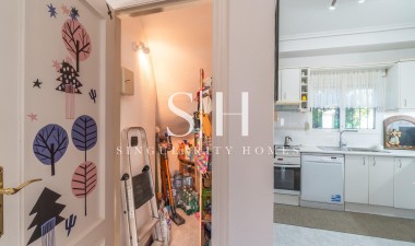 Resale - Villa - Orihuela Costa - Playa Flamenca