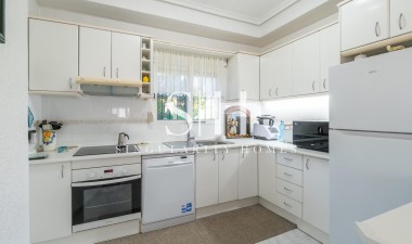 Resale - Villa - Orihuela Costa - Playa Flamenca