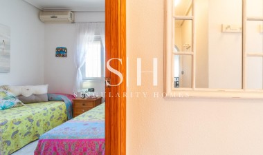 Resale - Villa - Orihuela Costa - Playa Flamenca