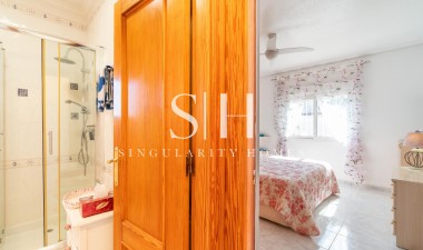 Resale - Villa - Orihuela Costa - Playa Flamenca