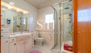 Resale - Villa - Orihuela Costa - Playa Flamenca