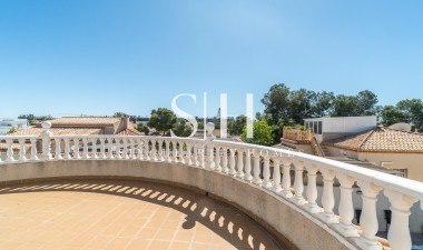Resale - Villa - Orihuela Costa - Playa Flamenca