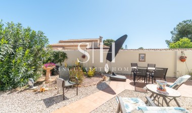 Resale - Villa - Orihuela Costa - Playa Flamenca