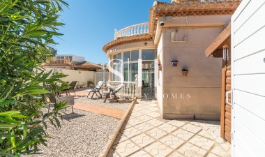Resale - Villa - Orihuela Costa - Playa Flamenca