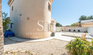 Resale - Villa - Orihuela Costa - Playa Flamenca