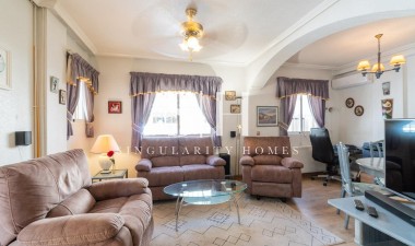 Återförsäljning - Hus - Orihuela Costa - Playa Flamenca