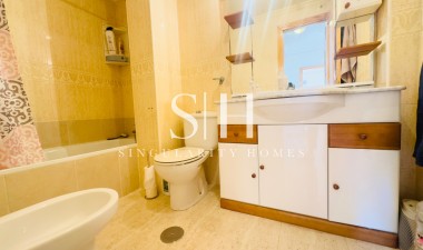 Resale - House - Orihuela Costa
