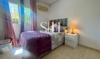 Resale - House - Orihuela Costa
