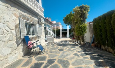 Resale - House - Orihuela Costa