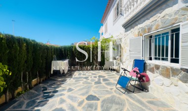 Resale - House - Orihuela Costa