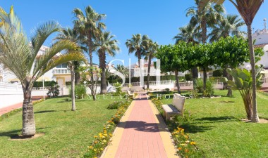Resale - House - Orihuela Costa