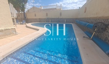 Återförsäljning - Villa - Orihuela Costa - Costa Blanca