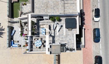 Resale - Apartment / flat - Torrevieja - Aguas Nuevas