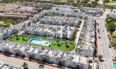 Resale - Apartment / flat - Torrevieja - Aguas Nuevas