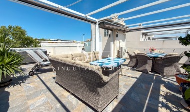 Resale - Apartment / flat - Torrevieja - Aguas Nuevas