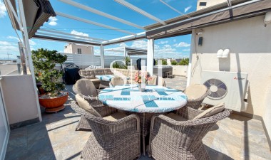 Resale - Apartment / flat - Torrevieja - Aguas Nuevas
