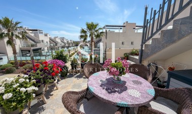 Resale - Apartment / flat - Torrevieja - Aguas Nuevas