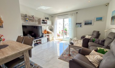 Resale - Apartment / flat - Torrevieja - Aguas Nuevas