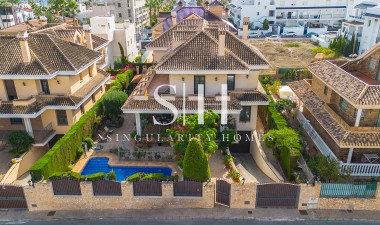 Reventa - Villa - Torrevieja - La veleta