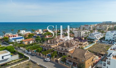 Reventa - Villa - Torrevieja - La veleta