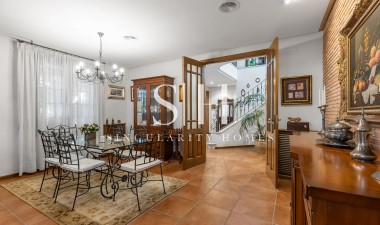 Reventa - Villa - Torrevieja - La veleta