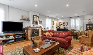 Reventa - Villa - Torrevieja - La veleta