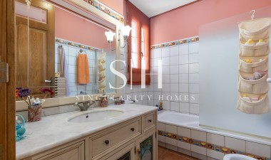 Reventa - Villa - Torrevieja - La veleta