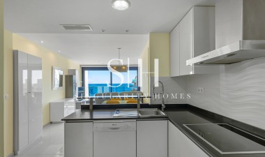 Återförsäljning - Lägenhet / lägenhet - Torrevieja - Punta prima