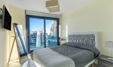 Återförsäljning - Lägenhet / lägenhet - Torrevieja - Punta prima