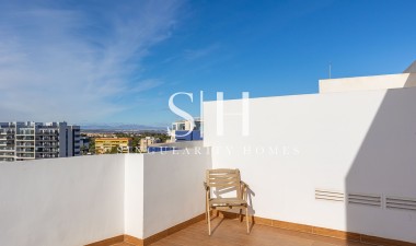 Återförsäljning - Lägenhet / lägenhet - Torrevieja - Punta prima