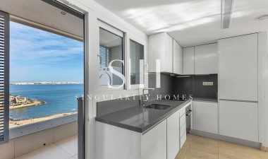 Herverkoop - Appartement / flat - Torrevieja - Punta prima