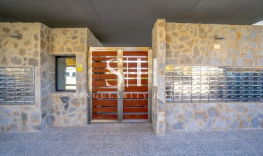 Herverkoop - Appartement / flat - Torrevieja - Punta prima
