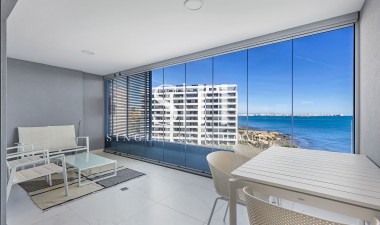 Återförsäljning - Lägenhet / lägenhet - Torrevieja - Punta prima